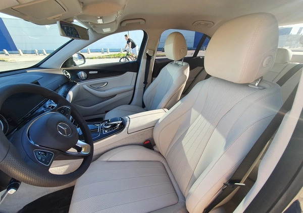 Mercedes-Benz Klasa E cena 137760 przebieg: 21000, rok produkcji 2017 z Trzebinia małe 191
